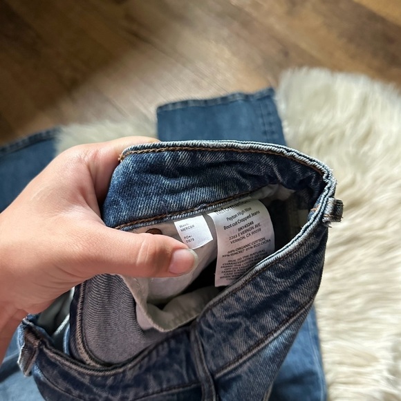 REFORMATION Peyton High Rise Bootcut Cropped Jeans - Picture 8 of 9